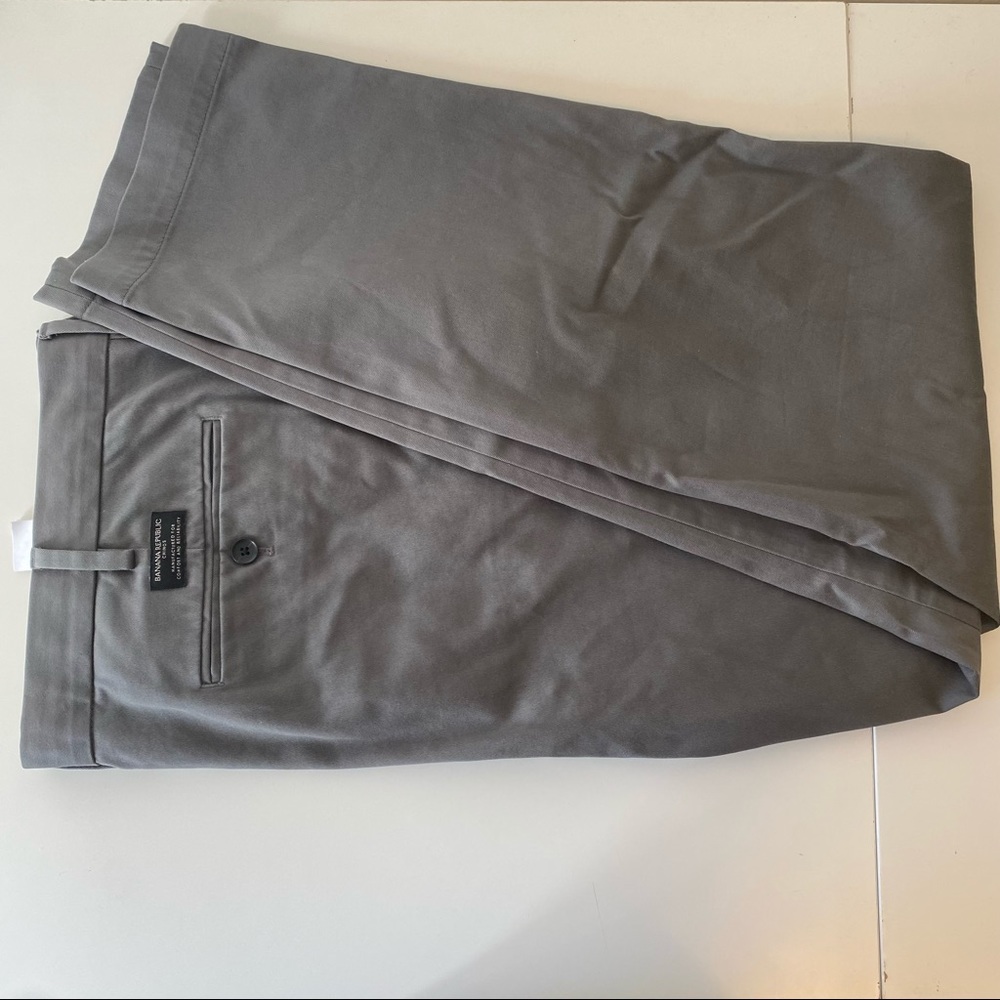 Banana Republic (Chinos)